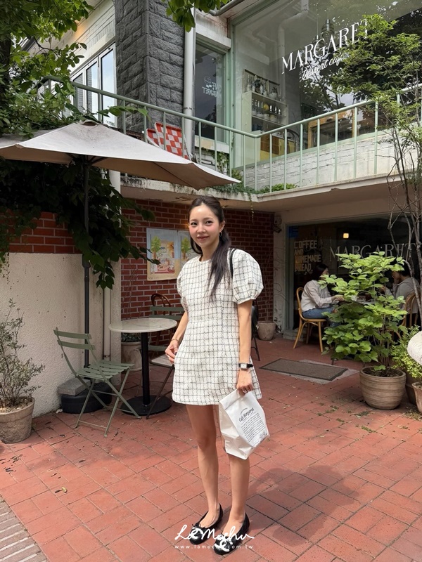 格紋氣質短澎袖洋裝